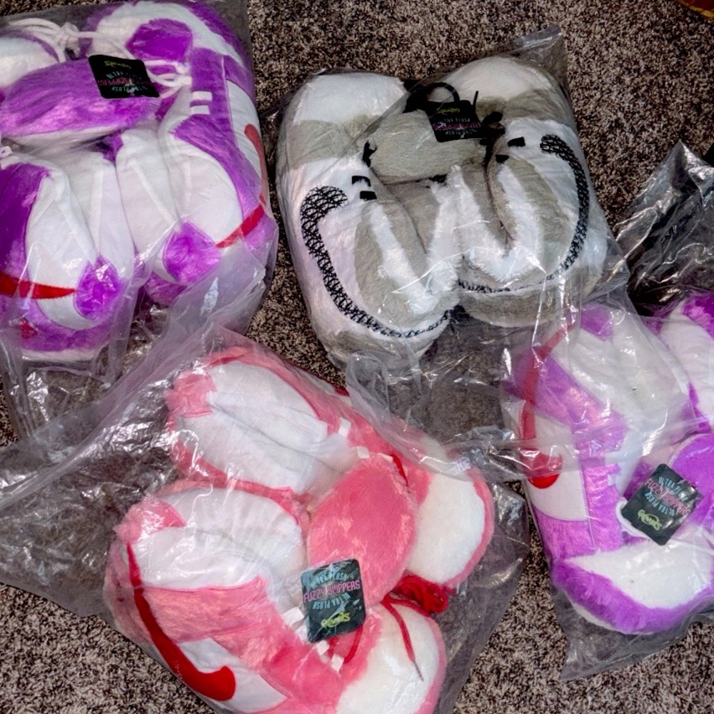 Cozy Women's Plush Slippers - Pink, Purple, Gray